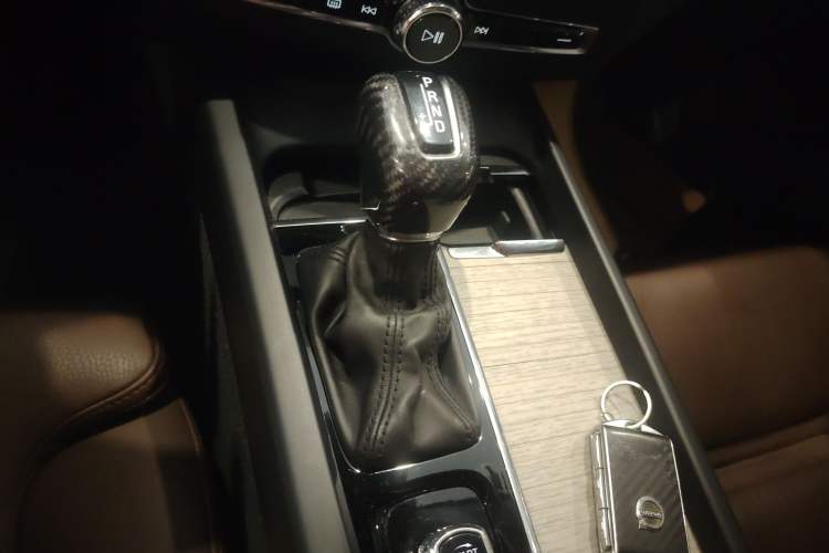 Used Volvo XC60 2020 T5 4x4 Smart Luxury Edition
