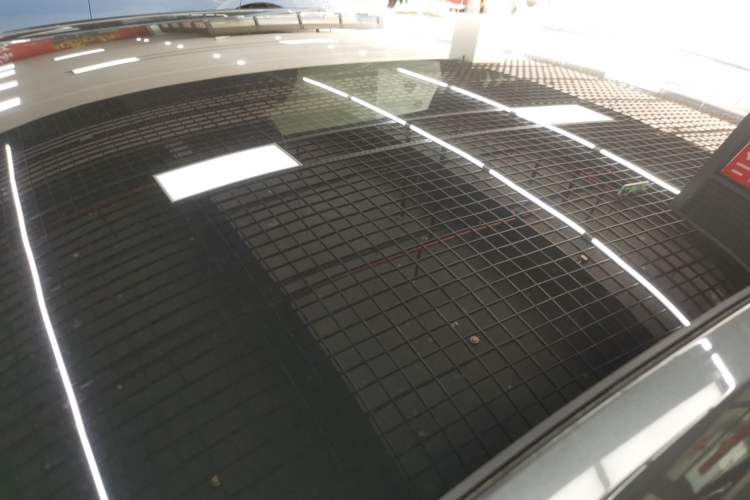 Used CHANGAN UNI-V 2023 1.5T Prestige Model Roof