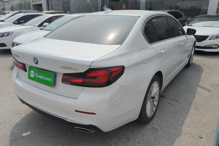 Used BMW 5 Series 2022 Second Facelift 525Li Luxury Package Rear Right 45 Deg