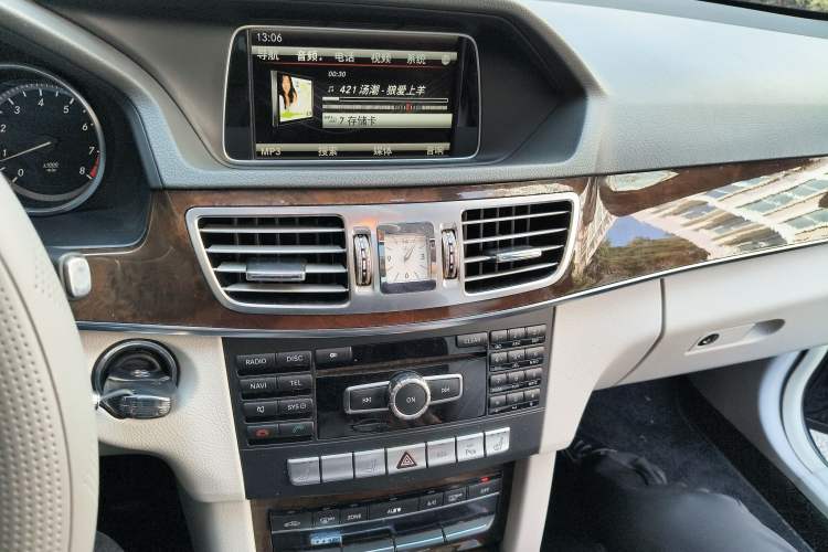 Used Mercedes-Benz E-Class 2014 E 260 L Luxury Model