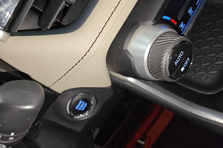 Used Toyota RAV4 2020 2.0L CVT Two-Wheel Drive Fashion Edition