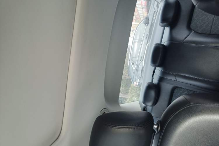 Used Volkswagen Santana 2013 1.4L Manual Comfort Edition