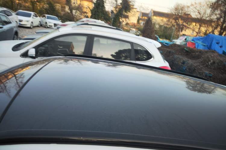 Used Wey VV5 2017 2.0T Ultra-Luxury Version
