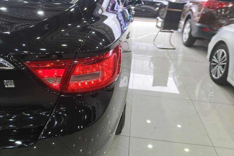 Used Geely Auto Emgrand GT 2015 1.8T Premium Model