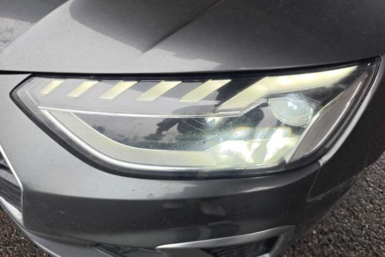 Used Audi A4L 2022 40 TFSI Fashion Dynamic Model