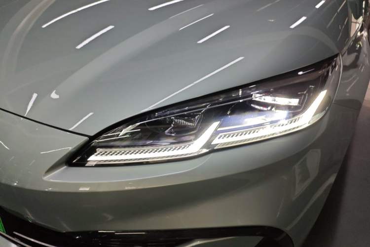 Used BYD Seal 06 New Energy 2025 DM-i Smart Drive 120KM Deluxe Model Left Front Headlight