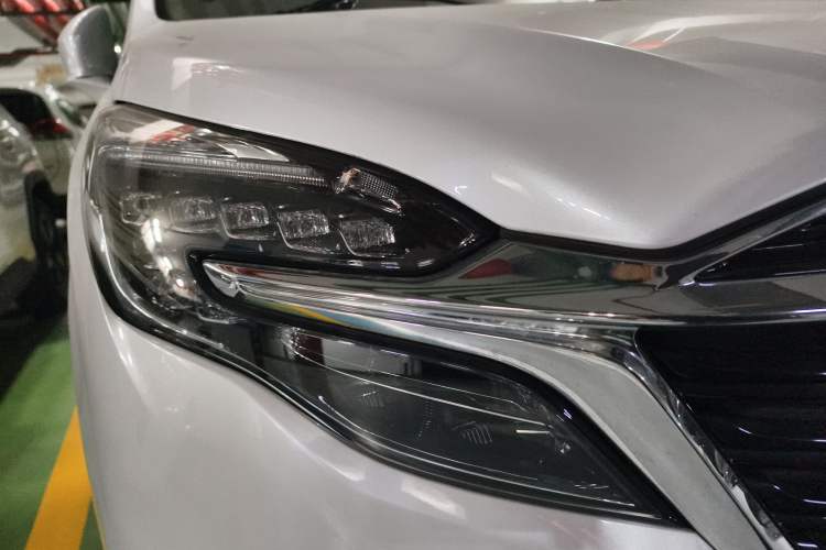 Used Buick GL8 2021 ES Land Cruiser 653T Luxury Edition
