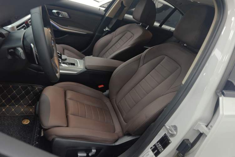 Used BMW 3 Series 2021 325i M Sport Night Edition package Left Front Seat