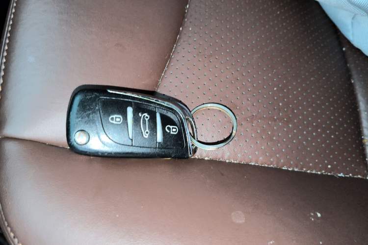 Used Peugeot 408 2013 1.6L Automatic Comfort Edition Vehicle Key