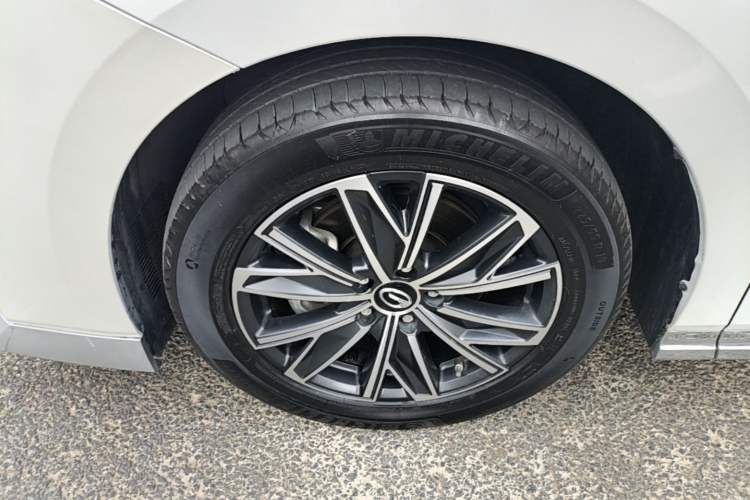 Used GAC Trumpchi M8 2024 Master Series 400T Ultimate Edition Left Front Wheel Hub