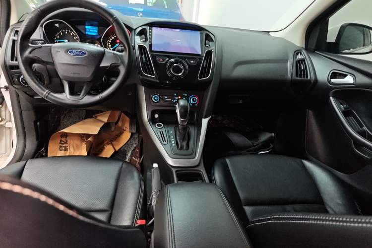 Used Ford Focus 2015 Hatchback 1.6L Automatic Comfort Model