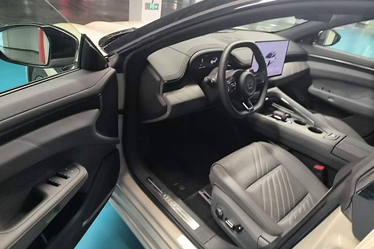 Used Zeekr 001 2025 YOU Edition 100 kWh All-Wheel Drive