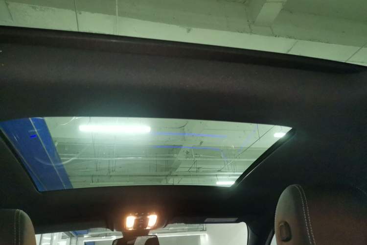 Used Mercedes-Benz A-Class 2022 Revised Version A 200 L Sport Sedan Fashionable Style
