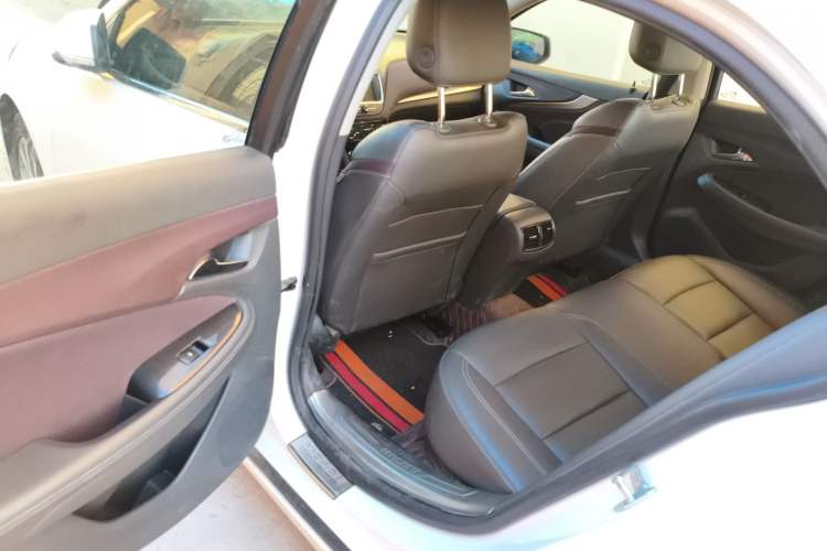 Used Chevrolet Malibu 2016 2.0L Automatic Luxury Edition Left Rear Seat