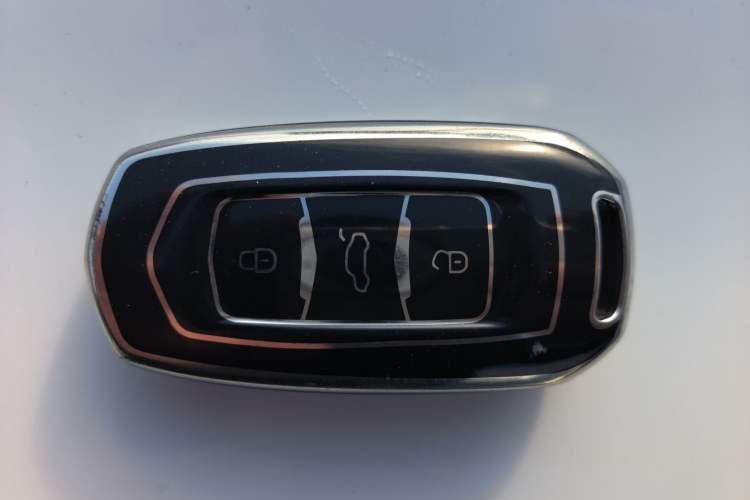 Used Geely Auto Vision X3 2017 1.5L Automatic Luxury Model
