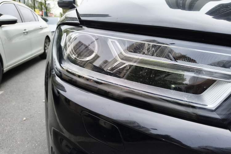 Used Audi Q7 2016 40 TFSI Comfort Model