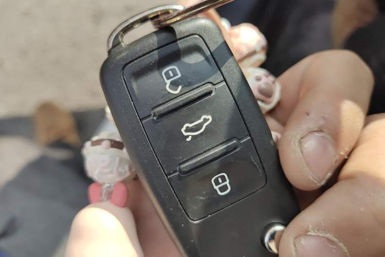 Used Volkswagen Sagitar 2018 1.6L Automatic Comfort Model Vehicle Key