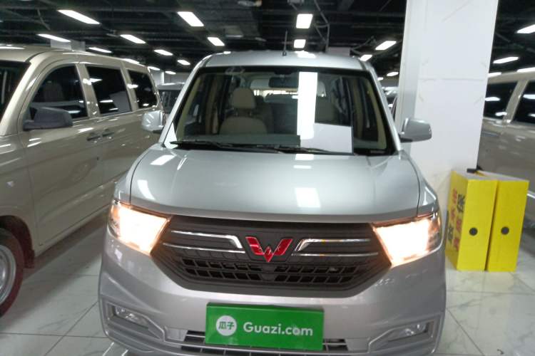 Used Wuling Hongguang V 2022 1.5L Enjoy Edition Electric-Powered LAR