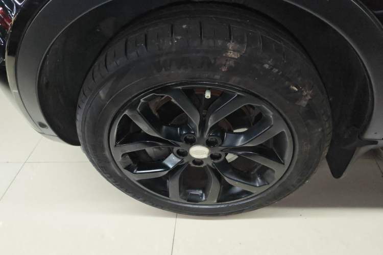 Used Land Rover Discovery Sport 2018 240 PS HSE Version