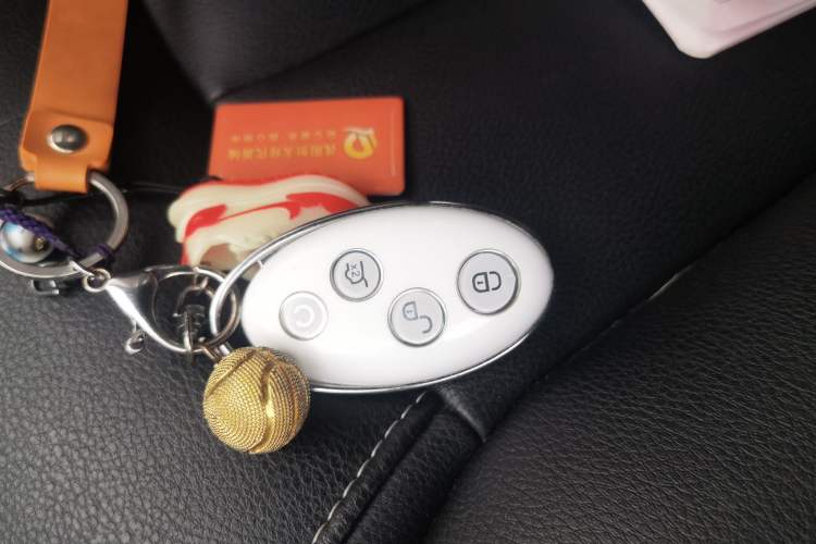 Used BYD Song MAX 2019 1.5T Automatic Smart Connect Prestige Model 6 Seats China VI Standard Vehicle Key