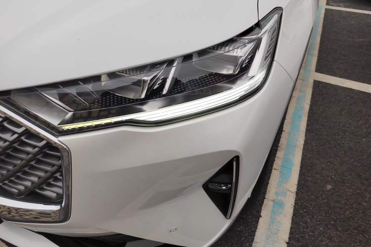 Used Haval H6 2021 3rd Generation 1.5T Automatic Two-Wheel-Drive Supreme Left Front Headlight