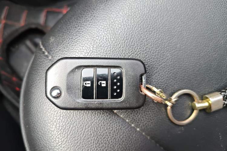 Used Honda Vezel 2017 1.5L CVT 2WD Comfort Model Vehicle Key