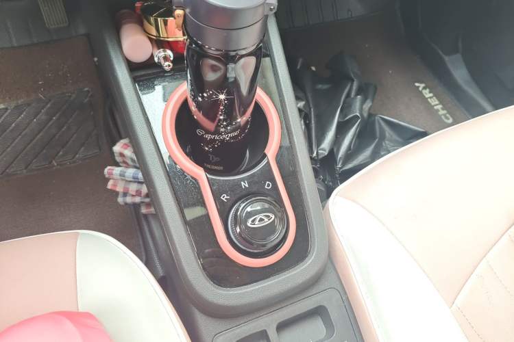 Used Chery QQ Little Ant 2022 Sweet Pink Edition Half-Sugar Version Lithium Iron Phosphate 30 kW 301 km