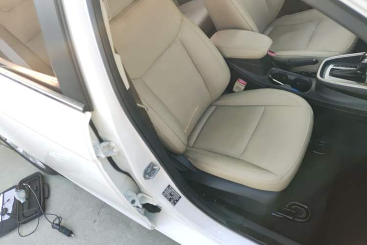 Used Ford Escort 2015 1.5L Automatic Fashion Model