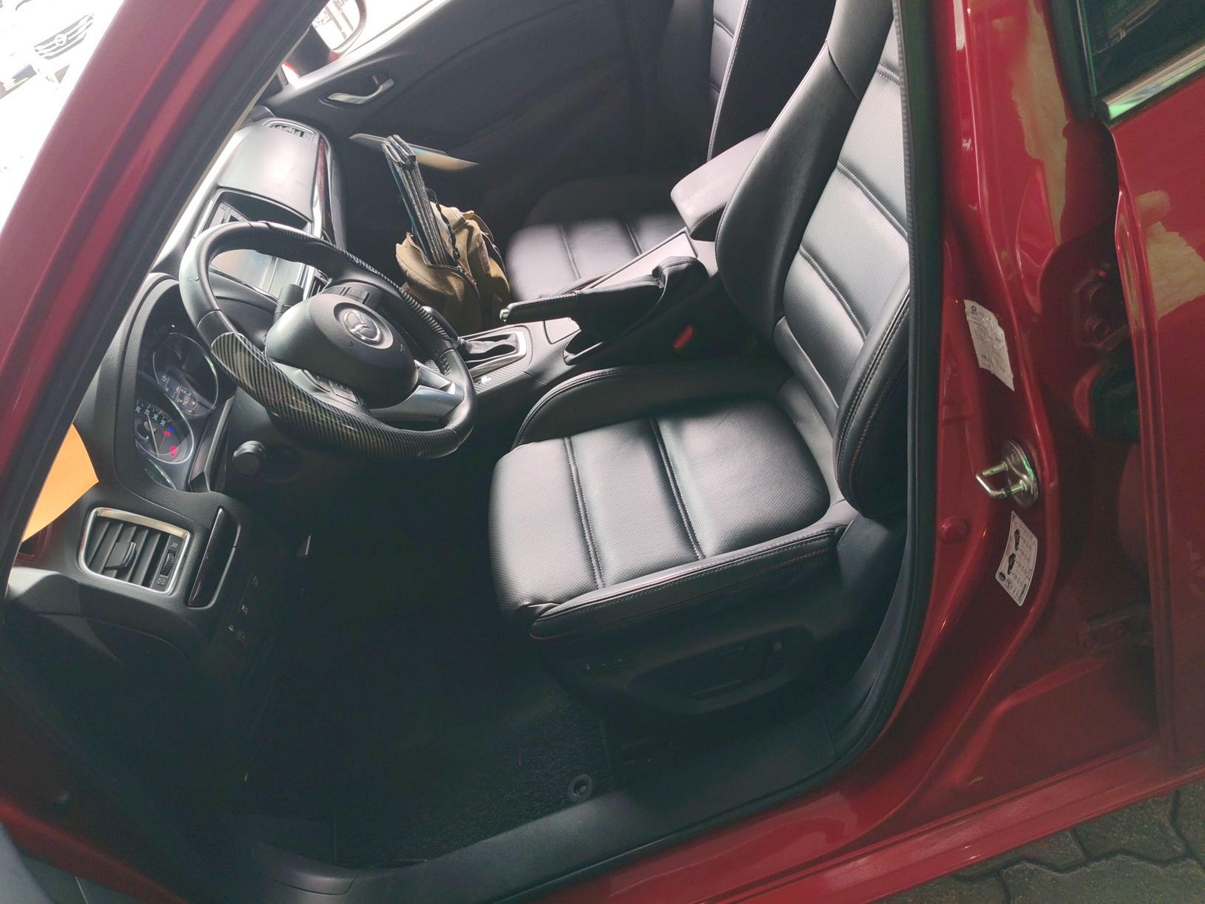 Avant de la voiture