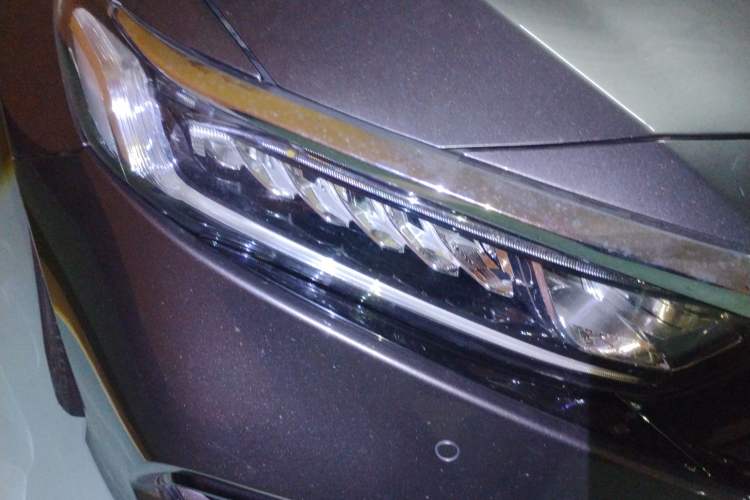 Used Honda Accord 2018 260TURBO Luxury Edition China VI Right Front Headlight