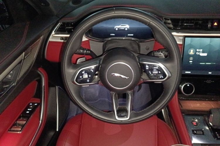 Used Jaguar F-PACE 2024 P250 R-Dynamic S Steering Wheel