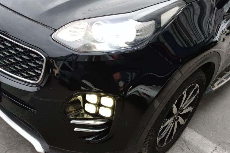 Used Kia KX5 2017 1.6T Automatic Two-Wheel Drive 15th Anniversary Special Edition DLX