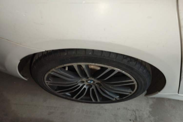 Used BMW 5 Series 2019 530i M Sport Package Right Rear Wheel Hub