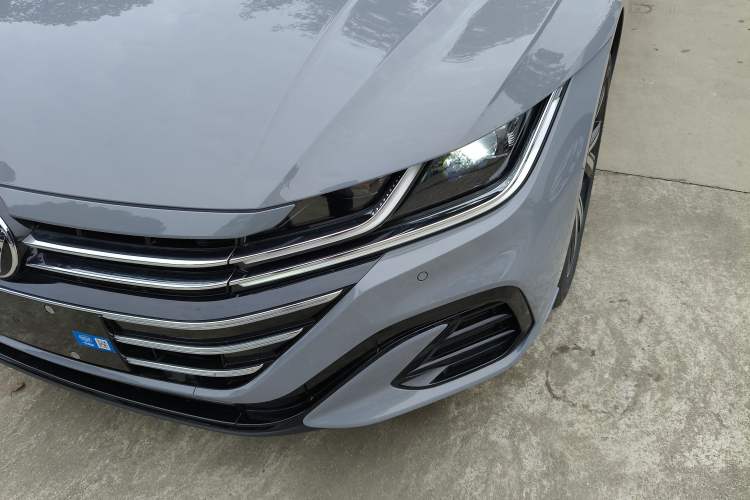 Used Volkswagen FAW-Volkswagen CC 2025 Model, Facelifted, 330TSI, Glamorous—Shared Edition Left Front Headlight