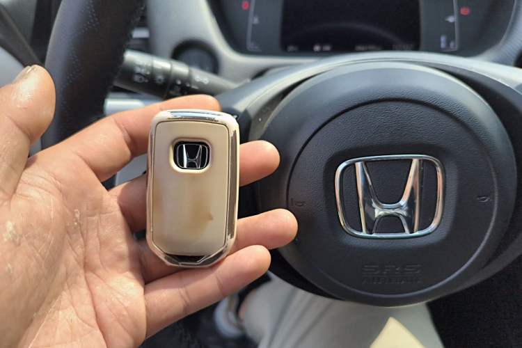 Used Honda Fit 2021 1.5L CVT Trend Edition Vehicle Key