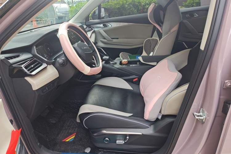 Used Lynk & Co 06 2023 Remix 1.5T Shero Left Front Seat