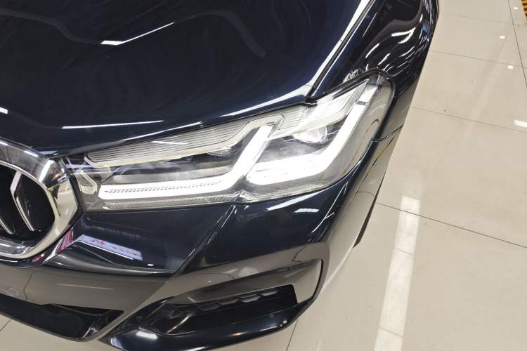 Used BMW 5 Series 2022 Restyled 530Li Leading Edition M Sport Package Left Front Headlight