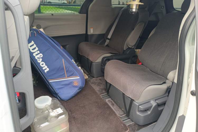 Used Toyota Sienna 2024 2.5L Hybrid Comfort Edition