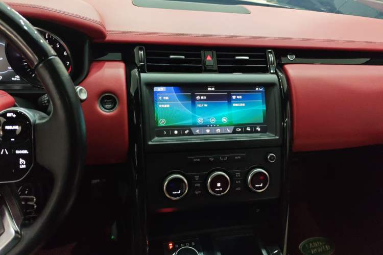 Used Land Rover Discovery 2019 3.0 SC V6 SE
