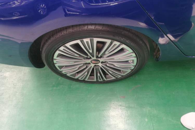 Used Hongqi H5 2020 1.5T DCT Flagship Edition Right Rear Wheel Hub