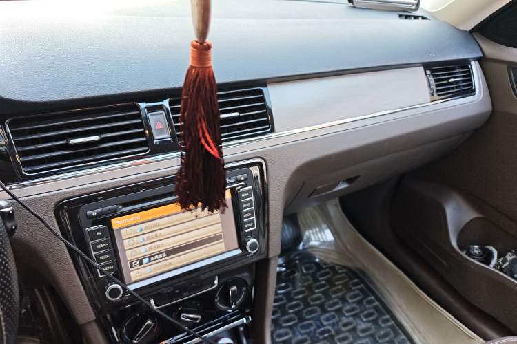 Used Volkswagen Bora 2013 1.6L Manual Comfort Model
