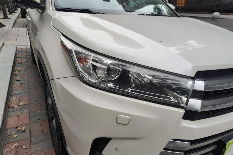 Used Toyota Highlander 2018 2.0T Four-Wheel Drive Ultimate Edition 7-Seater Emission Standard China V
