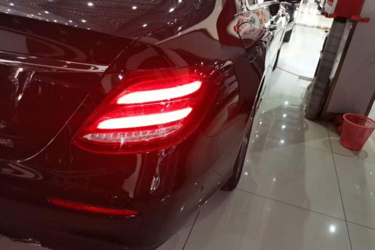 Used Mercedes-Benz E-Class 2020 Restyled E 300 L Sporty and Stylish Edition Right Rear Taillight