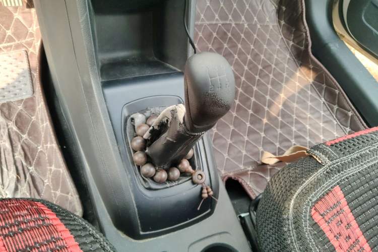 Used Baojun 310 2016 1.2L manual Comfort trim level