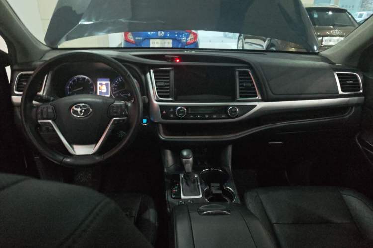 Used Toyota Highlander 2021 2.0T Four-Wheel Drive Luxury Edition 7 Seats
