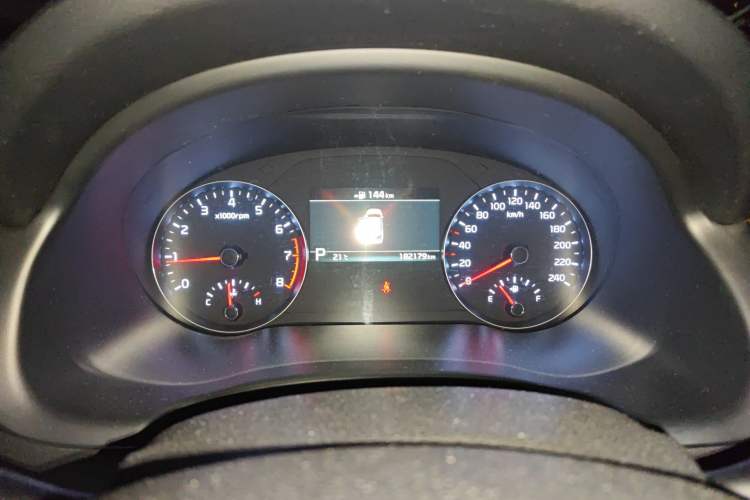 Used Kia KX7 2017 2.4L Automatic 2WD GLS 5-Seater