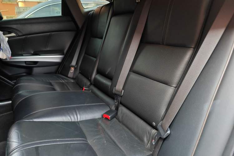 Used Honda Crosstour 2012 2.4L Luxury Edition