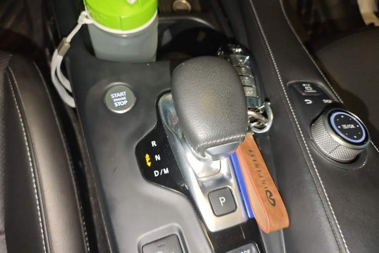 Used Infiniti QX50 2020 2.0T All-Wheel-Drive Elite Version Gear Lever