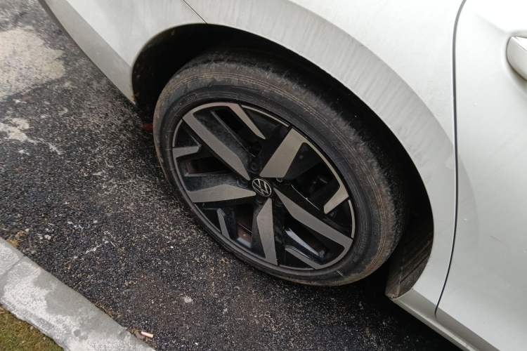 Used Volkswagen Lamando 2024 Lavida L 280TSI DSG Cool & Spicy Edition