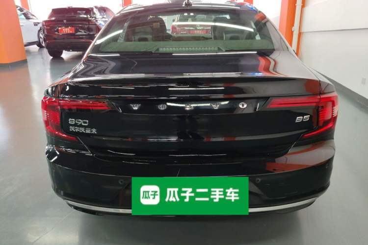 Used Volvo S90 2024 B5 Zhiyi Luxury Edition